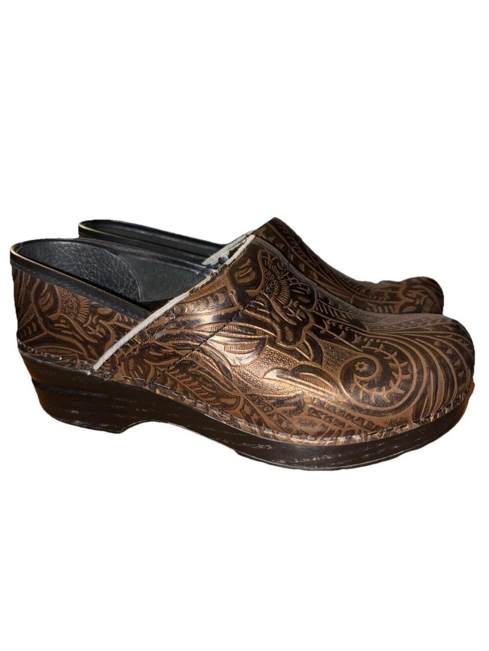 Dansko Clogs Brown Cowboy Boots Design Nursing Leather Womens 37 (size 6.5-7)